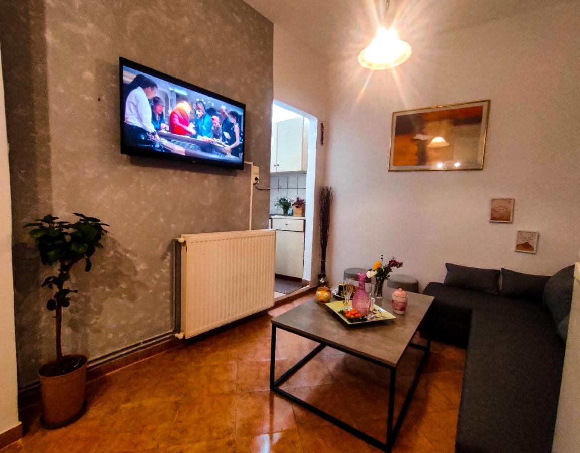 Kastra Bella 2 Bedroom Condo In Corfu Town 외부 사진